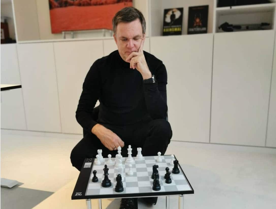 Marcus Hünnebeck beim Schachspiel